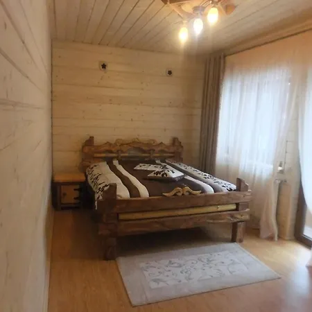 Ferienhaus підгорянка
